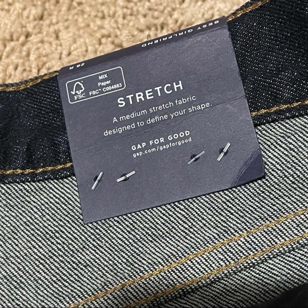 🆕 The GAP “Best Girlfriend” Jeans - Picture 4 of 9